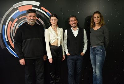 Capa da minisserie Ask Tesadufleri Sever
